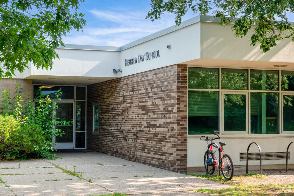 Hebrew Day School Of Ann Arbor is a joyful community of learners in Ann Arbor.
