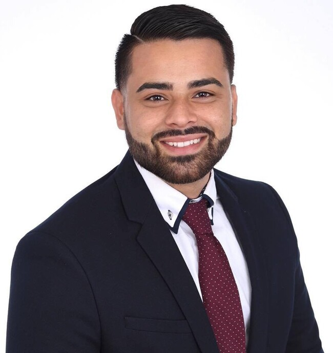 Agent Photo