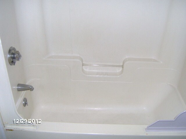 78 Chestnut Ave unit 1, Waterbury, CT 06710 - photo 4