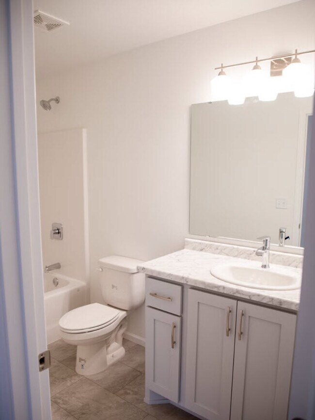 Esteemed Broaddus Estates - Ritchie's Condos - COMMUNITY 2 unit 4, Halliday, ND 58636 - photo 4