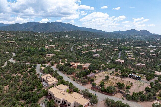 Sierra Del Norte is a small neighborhood tucked into the Sangre de Cristo Foothills.