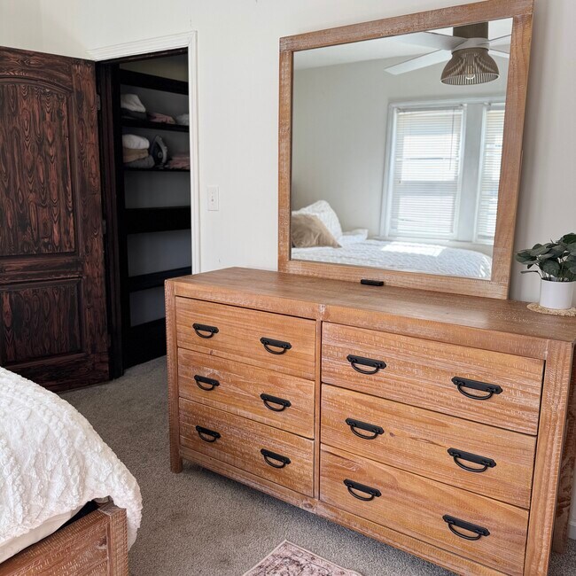 951 Tecumseh St unit B, Indianapolis, IN 46201 - photo 4