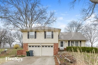 9603 Hardy St, Overland Park, KS 66212
