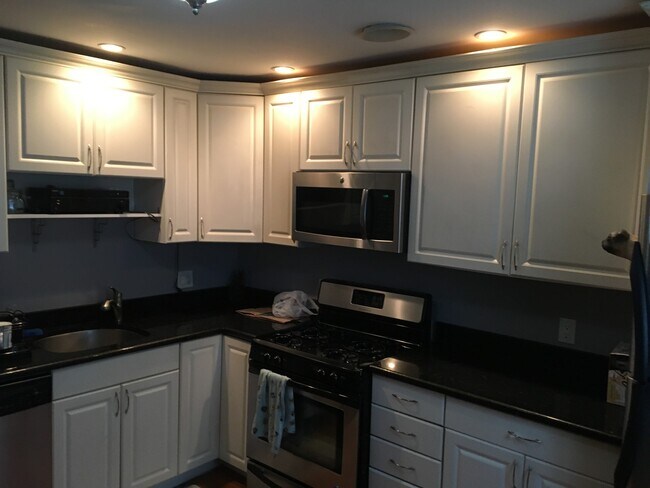 30 Symphony Rd unit 23, Boston, MA 02115 - photo 6