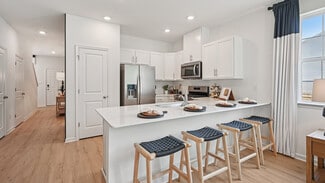 4 Reagan Dr, Runnemede, NJ 08078