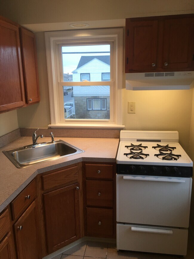 119 N Harding Ave unit A, Margate City, NJ 08402 - photo 6