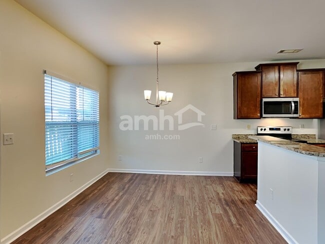 1240 Faye Ct, McDonough, GA 30253 - photo 5