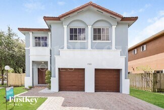 15464 SW 18th Ln, Miami, FL 33185