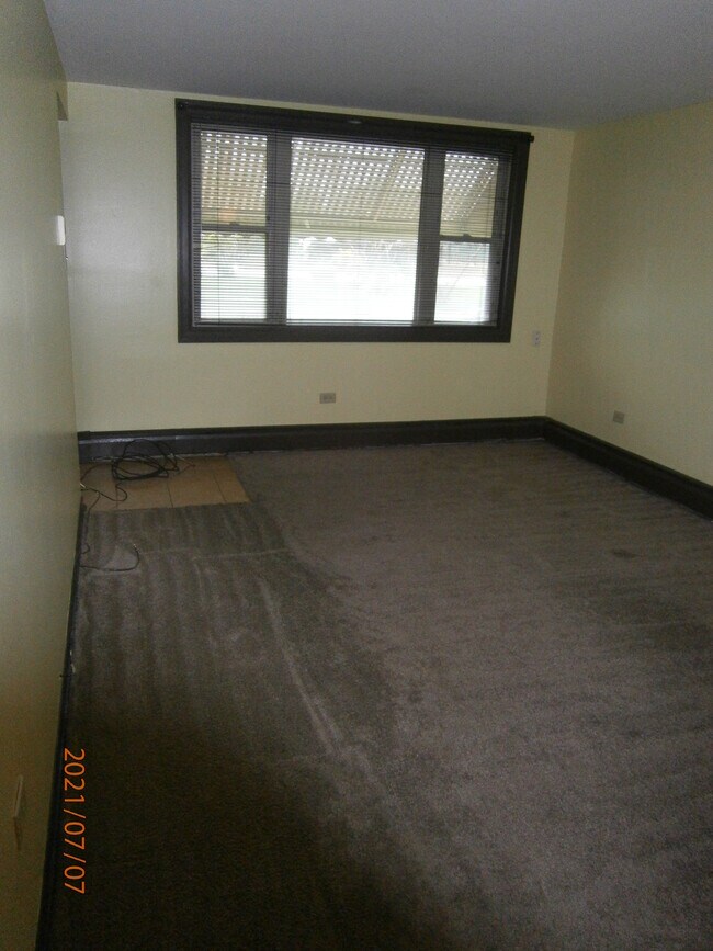 1408 W 119th St Unit 1, Chicago, IL 60643