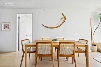 450 Washington St Unit 410, New York, NY 10013
