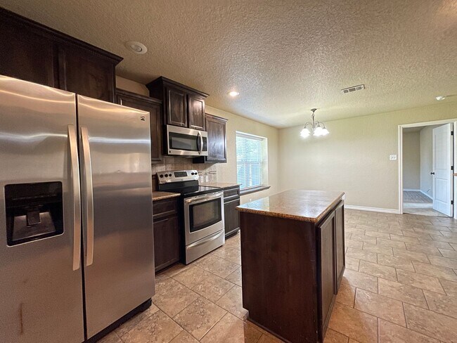 601 W Little Dipper, Killeen, TX 76542 - photo 7