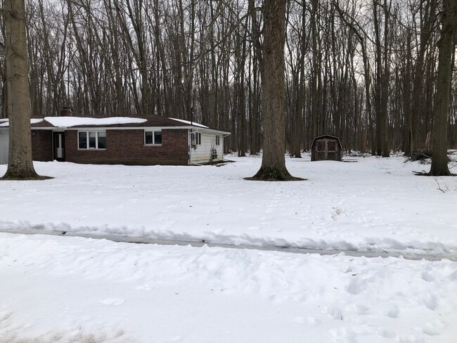 36287 Behm Dr unit 36287, North Ridgeville, OH 44039 - photo 2