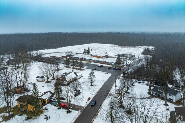 A long drive to the entrance of Hamady Elementary School acts as a waiting area for pickups.