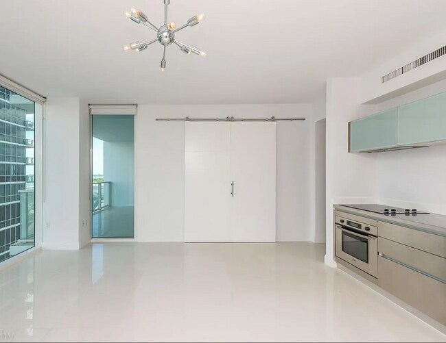 Ten Museum Park Condominiums unit 2508, Miami, FL 33132 - photo 5