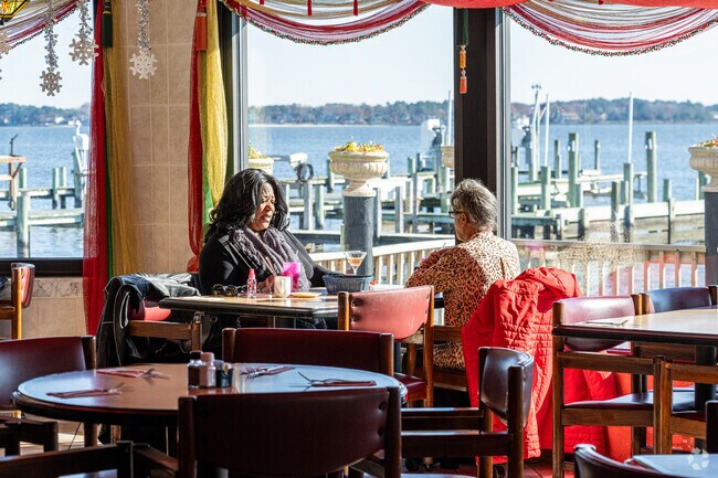 Chatting over lunch at Serendipity is a fun way to spend time on The Peninsula.
