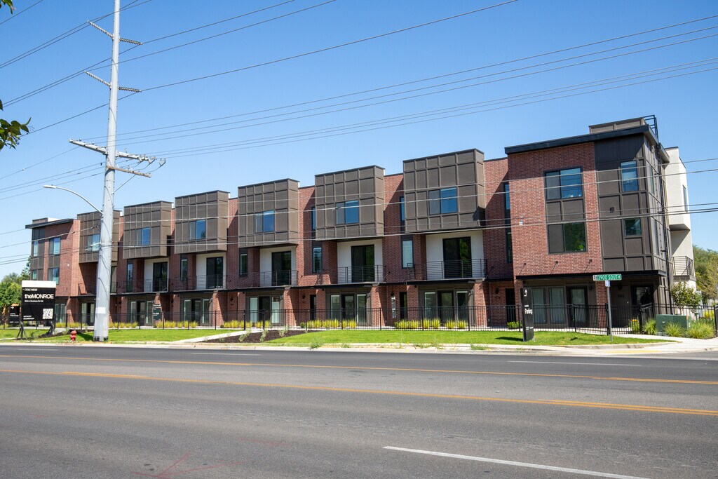 MONROE Exterior landscape.jpg