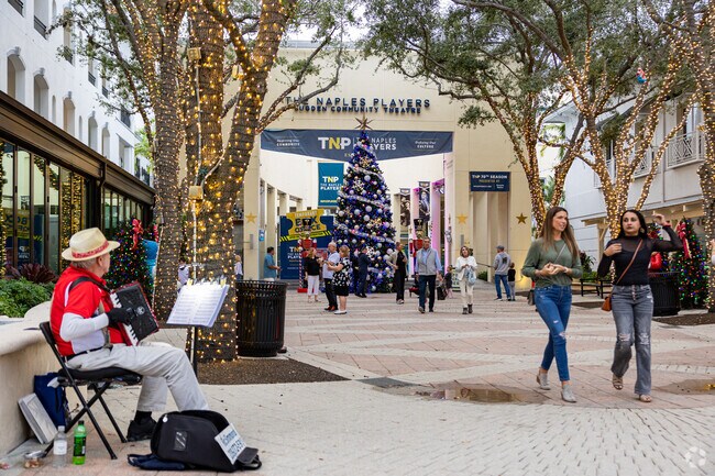Downtown Naples gets festive for the holidays, with decoration and events in the central square.