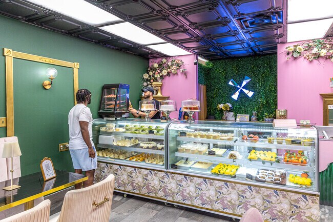 Sweet Paladar in Totowa Section delights with colorful desserts and cozy, stylish décor.