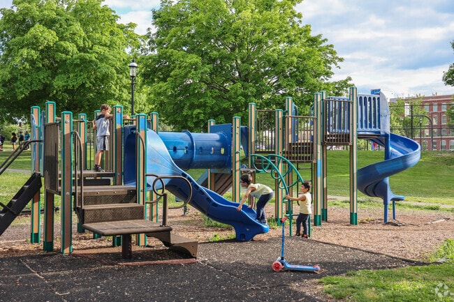 South Common Park occupies a large portion of the Back Central, offering a pool and playground.