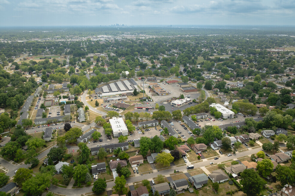 NH_ForestParkEast_516918_P2_FINAL_MM_081924