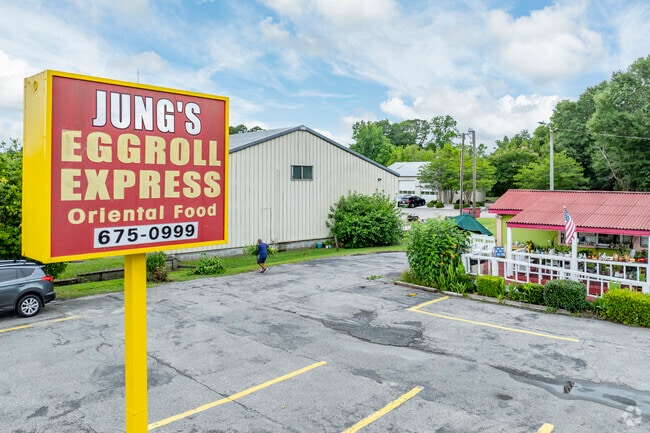Living in Skippers Corner means having easy access to the legendary Jung’s Egg Rolls—a staple for foodies and families alike.