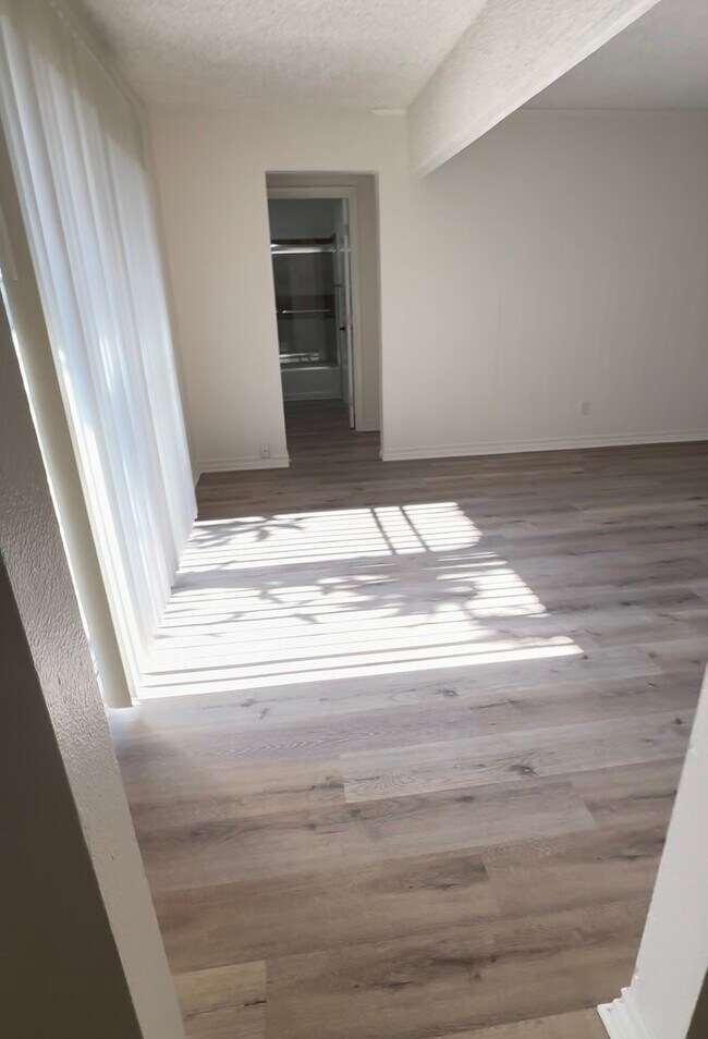 2 bedroom living room