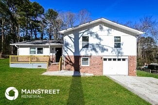 4975 Manor Dr SW, Stone Mountain, GA 30087