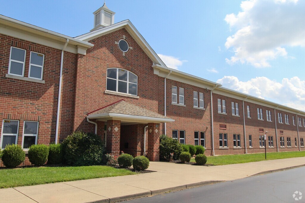 Fayetteville-Perry Elementary School, Rankings & Reviews - Homes.com