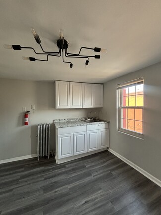 5 Elm St Unit 3, Newark, NJ 07102