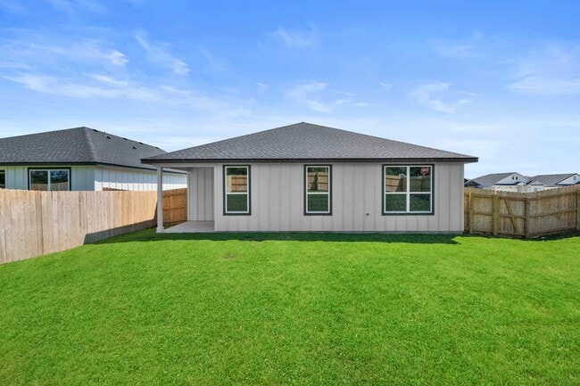 1050 Lexington Dr, Copperas Cove, TX 76522 - photo 3