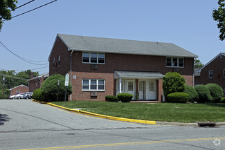 220 Littleton Rd, Parsippany, NJ 07054