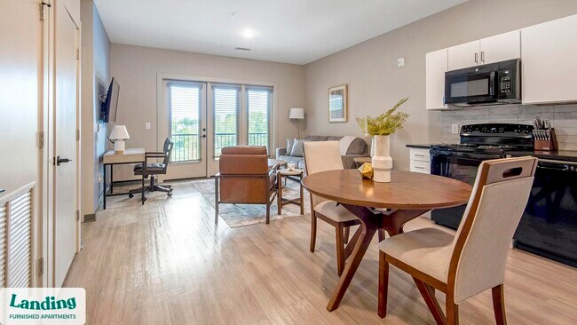 645 N Front St unit 452, Memphis, TN 38107 - photo 5