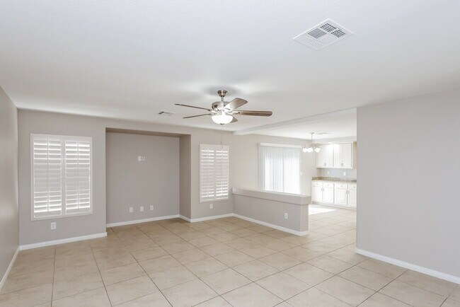 5569 Vision Quest Ct, Las Vegas, NV 89139 - photo 6