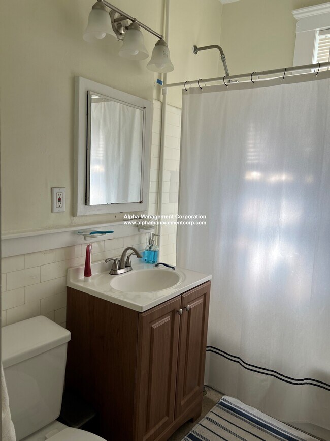 94 Maple St unit 1, Malden, MA 02148 - photo 5