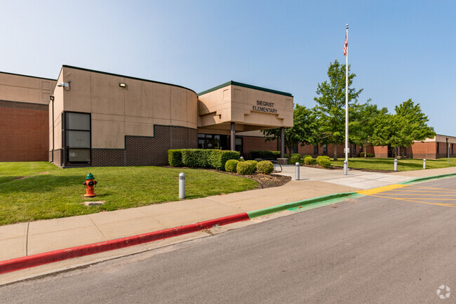 Donald D. Siegrist Elementary School Main Entrance