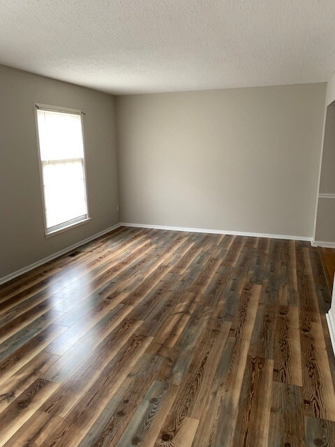 3219 Regents Park Ln unit A, Greensboro, NC 27455 - photo 3