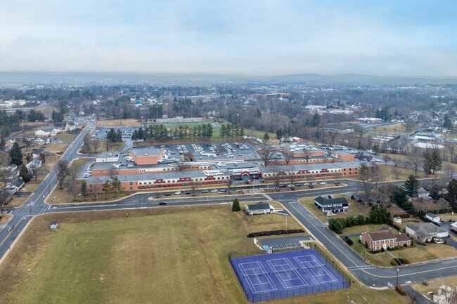 Ephrata Senior High School received an overall grade of B+ from Niche.