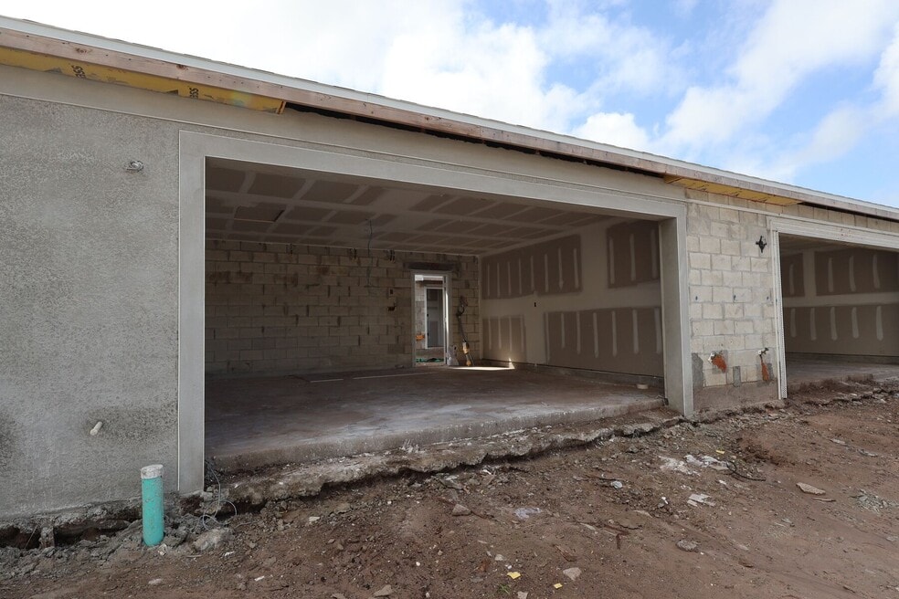 5240 Center Lake Ranch Blvd, Saint Cloud, FL 34771 - photo 1