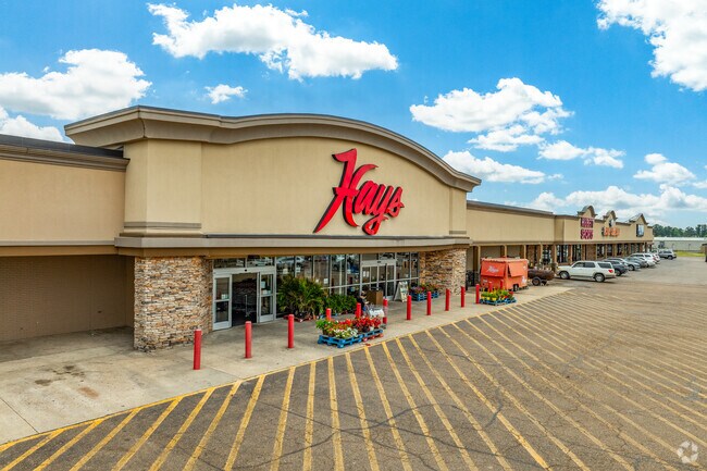 Wynne Residents do most of their grocery shopping at Hays or Walmart.