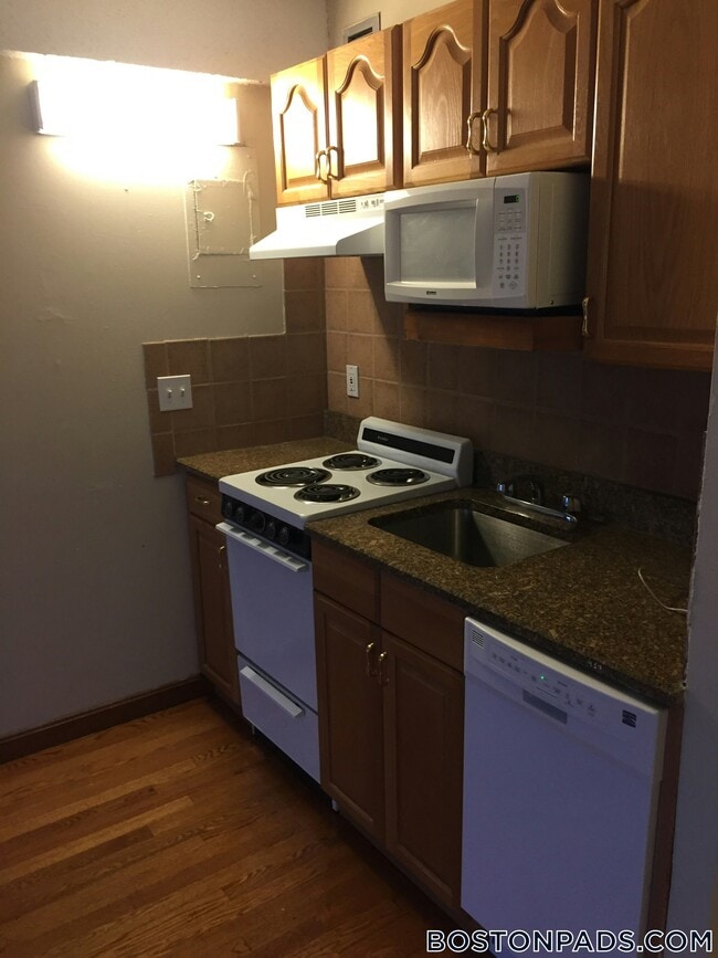 1110 Commonwealth Ave Unit 603, Boston, MA 02215