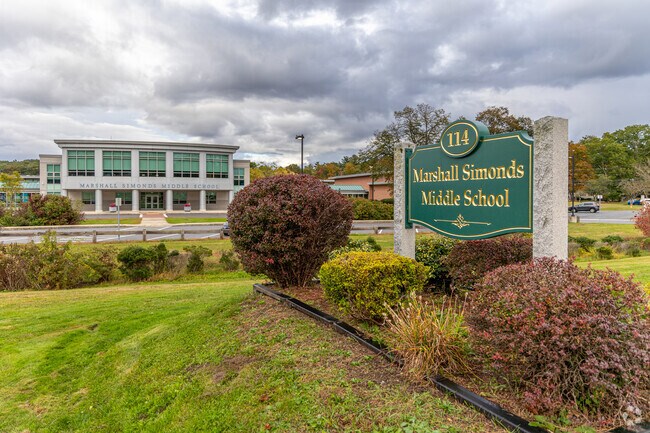 Marshall Simonds Middle School serves area students in grades 6-8.