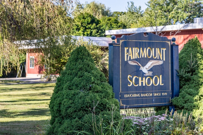 The Fairmount School serves area students in grades 4-5.