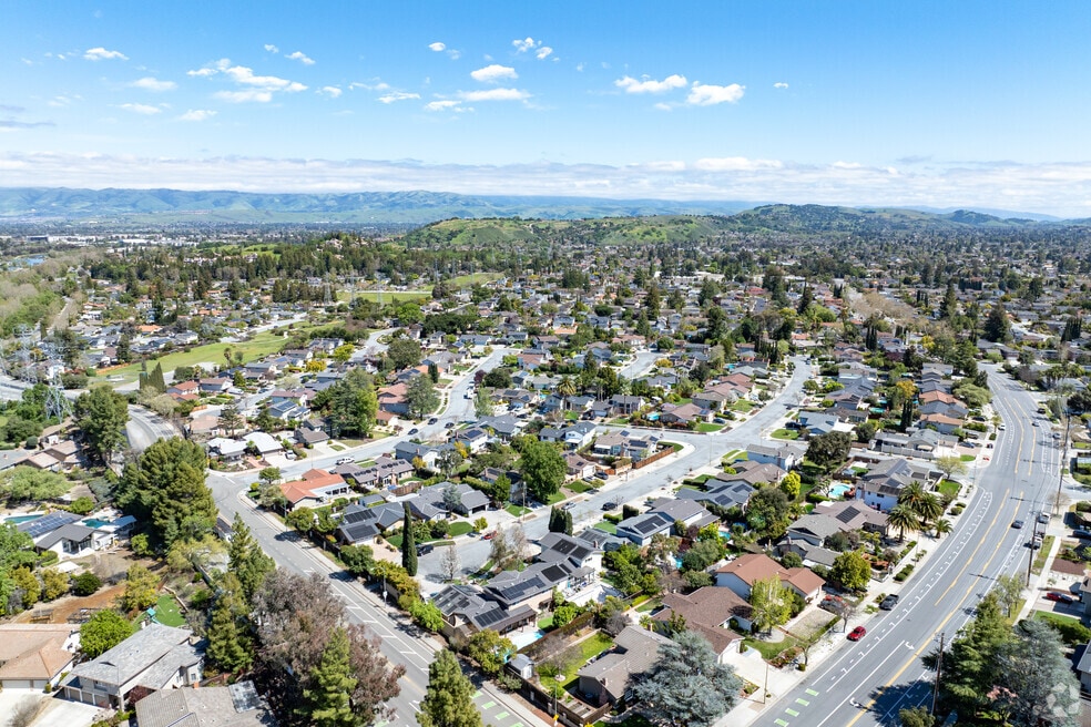 NH_AlamadenMeadows_565116_P2_040825_FB_v2