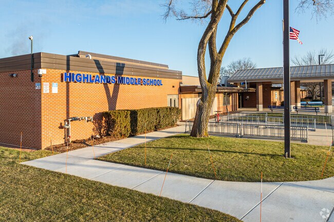 Highlands Middle School serves grades 5-8 in Indian Head Park.
