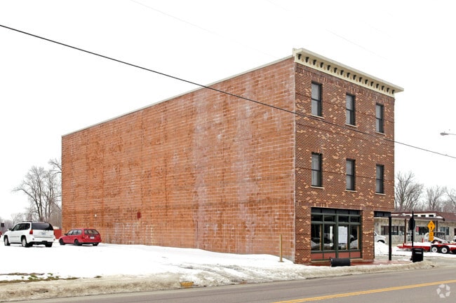 Riverfront Lofts, Saint Charles, MO 63301 - photo 3