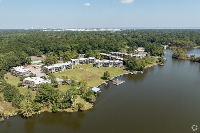 Neshota is a quiet neighborhood in Mobile that is near Dog River and Downtown Mobile Airport.