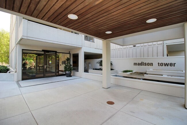 Madison Tower, Portland, OR 97201 - photo 2