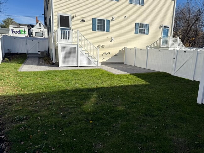 86 Central St, Peabody, MA 01960 - photo 7