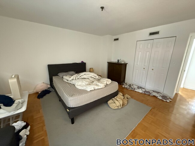 Kelton Place Condominiums unit 716, Allston, MA 02134 - photo 6
