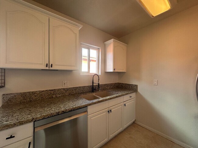 4425 50th St unit 17, San Diego, CA 92115 - photo 6